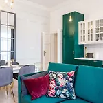 Apartament Deluxe Old Town św. Krzyża WAWELOFTS