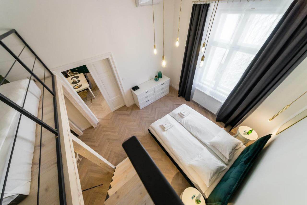 Deluxe Old Town św. Krzyża Wawelofts Apartament *